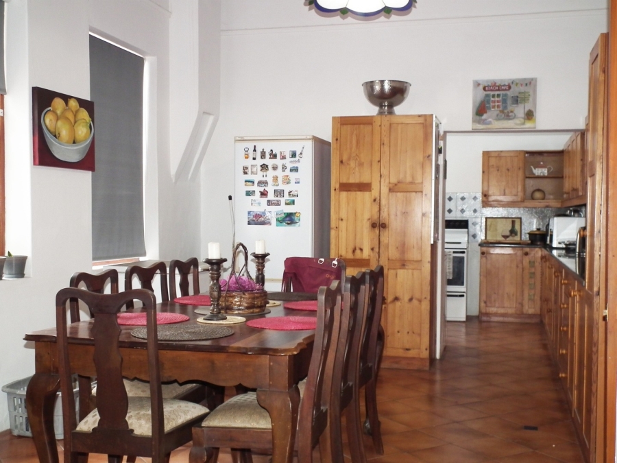 6 Bedroom Property for Sale in Buitenverwagting Western Cape